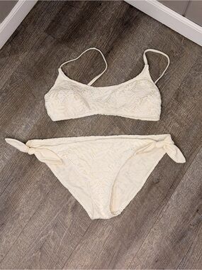 NWOT aerie Women's Cream Crochet Bikini Set - Swim Top & Tie-Side Bottoms